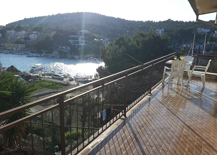 Lanterna * Rogoznica (Sibenik-Knin)